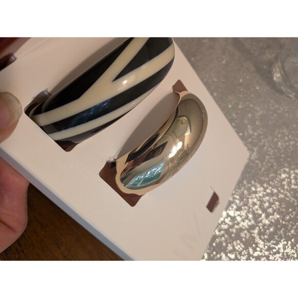 Zara 3 Pack Resin Statement ChunkyCuff Bangle Bracelets Red Gold Black White NWT - Picture 4 of 13
